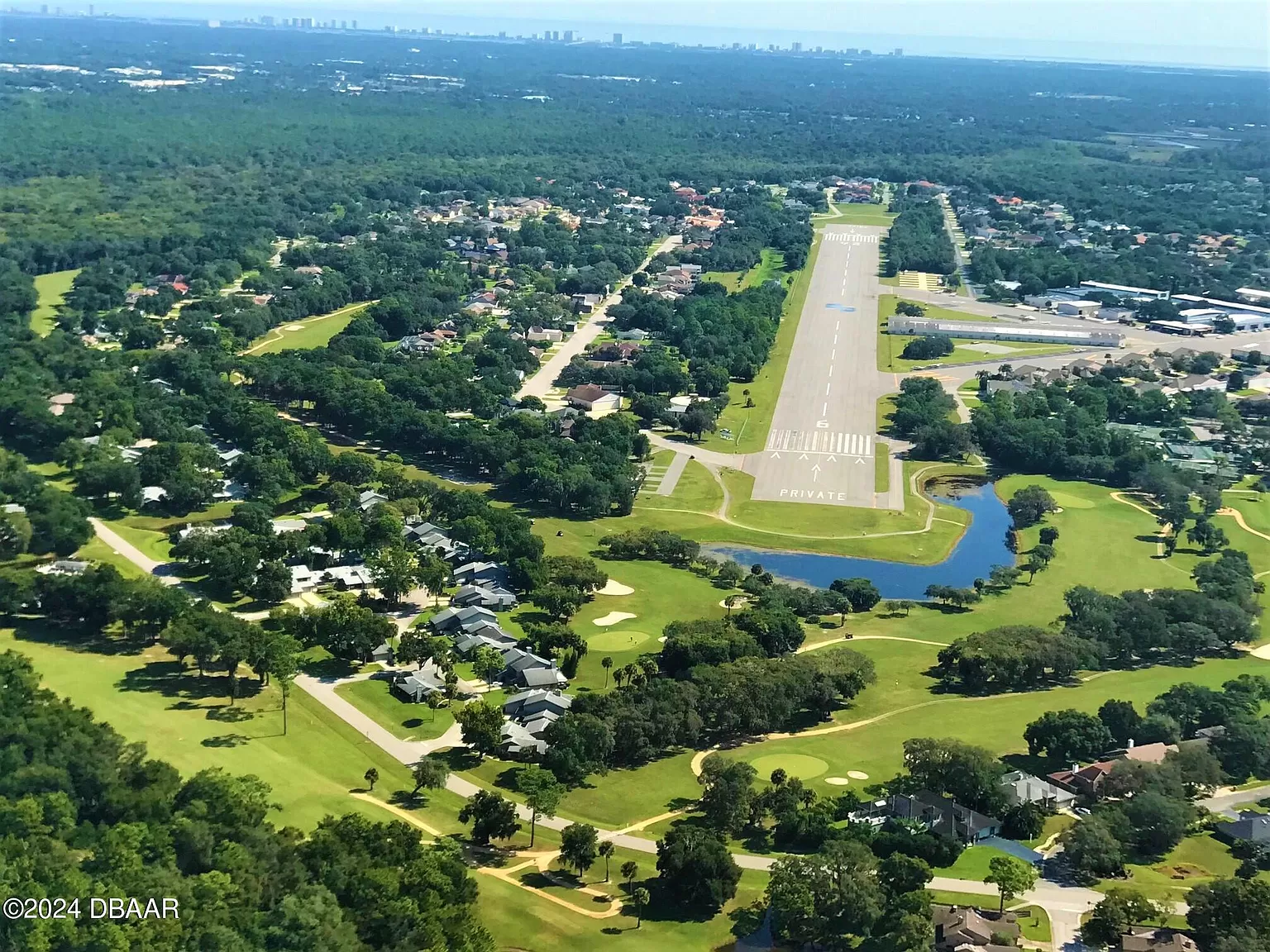Spruce Creek (7FL6) Airpark with 4000 ft. paved runway